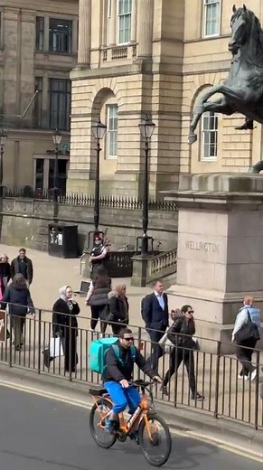 Edinburgh Scotland - Hop On Hop Off Bus - Part Three - Travel in UK #uktravel