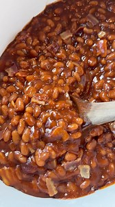 12K views · 260 reactions | These slow cooker baked beans with bacon are a game-changer. Sweet, smoky, and loaded with flavor—just toss everything in and let it do its thing. Perfect for cookouts, potlucks, or anytime you want that homemade taste without the hassle! #slowcooker #crockpotrecipes #bakedbeans | Stay Snatched - Easy and Indulging Recipes | Facebook