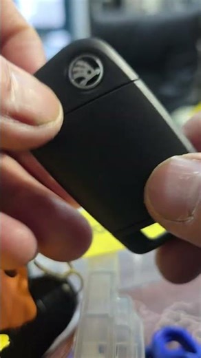 2013 onwards Skoda Keyless Key Alarm Fob Battery Replacement