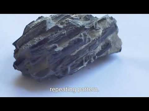 Crystalline vs Amorphous Solids Explained in 40 Seconds! | #puc #chempath5 #sciencefacts