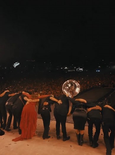Yuridia Celebra 20 Años en La Plaza de Toros La México