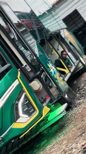 Story'WA bus TINARA TRANS mbois 30 detik#buswisata #busmania #buspariwisata #viralshort #cinematic