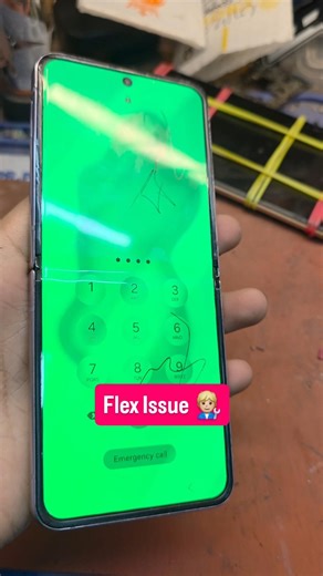 Flip 4 flex Change 🧑🏼‍🔧📲 By #drphone Store Address mention in bio 📌 #iphonerepair #foldflip