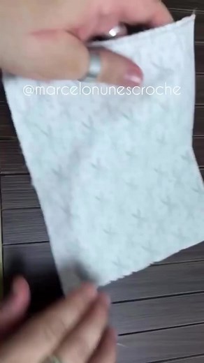 Aprenda a colocar forro nas suas bolsas de forma fácil