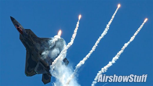 Watch the F-22 Raptor Rip Through the Skies in a Stunning Cherry Point Demo