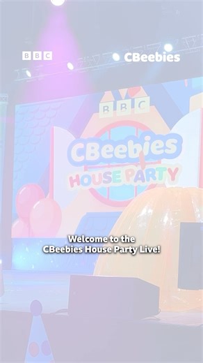 7.1K views · 33 reactions | Last chance this summer to experience the CBeebies House Party Live! Get ready to join in with singing, dancing, streamers, bubbles, special guests and even a CBeebies Bedtime Story. Visit the link for more info: https://bbc.in/475mOHX #CBeebiesLive #CBeebies #JustinFletcher #HeyDuggee | CBeebies Parenting | Facebook