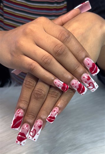 ACRYLIC FULL SET WITH LONG DUCK NAILS WITH VTIP FRENCH TIP AND VALENTINE DESIGNS 💋 . . . . #nails #vtip #nailart #valentinenails #mariettanailtech