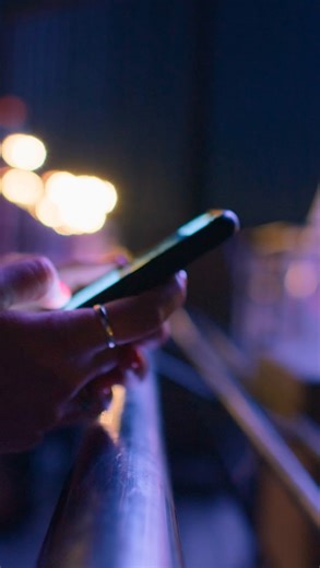 SciComm Excellence on Instagram: "Science touches every part of our lives — yet journalists around the world struggle for the space, trust, and resources needed to tell science stories. With shrinking newsrooms, reduced funding, and a fragmenting media ecosystem, reporting on science has never been more challenging. 2023 award winners @andreaobaid, @mugiraf, and @reportera.cabrera share firsthand insight into the barriers science journalists are facing. These themes were also explored in a recen