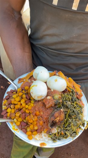 Tchitsou Zoukon Yanick Tierri on Instagram: "Food time"