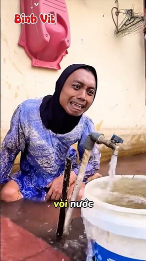 Nhà Thành Hồ Bơi Vì Quên Khoá Vòi Nước 😅💦
