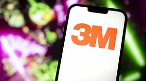 3M stocks slides after full-year guidance disappoints