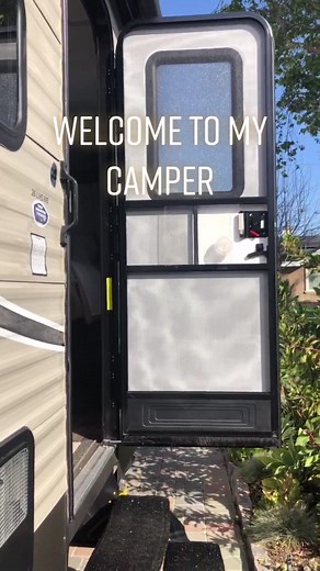 Renovated 2017 Travel Trailer Tour