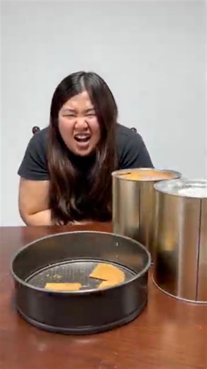 Packing cookies > Lunch Emergency Pizza to save the day! Last call to redeem your FREE Emergency Pizza 🍕🚨* Don’t wait — redeem your Emergency Pizza voucher by 15 Feb 2026 before it’s too late!! ⏰ Terms & Conditions apply #DominosMY #DominosEmergencyPizza | Domino's Pizza Malaysia