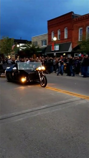 IS THIS A BIKE OR A CAR? 😳🔥