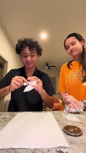 Leaking Fluid Burn Blister Part 2: Popping and Recovery Story