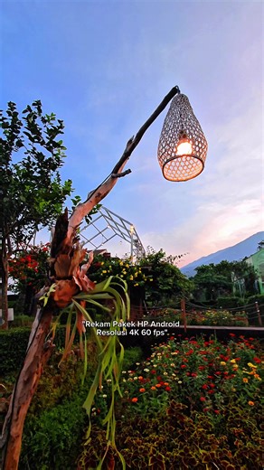 Senja hari ini tanpa hujan, direkam dengan camera HP Android, resolusi 4K 60 fps. Suasananya sangat aesthetic dan vibes. @xiaomi.official#fyp #videography #aestheticvideo #naturevideo #masukberanda #cinematicvideo #nature #landscape #videoviral #fypindonesia #xiaomi #kontenkreator
