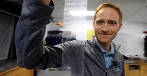 Ancient tech boosts tape's adhesive strength, but leaves it easy to peel