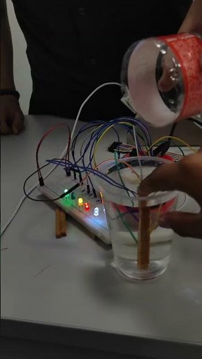 practica dos: Simulación sensor de agua con arduino