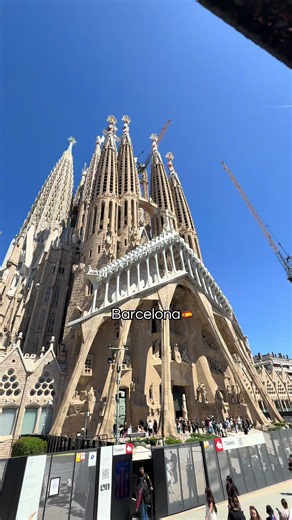 Barcelona es mágica: guía rápida para viajar y descubrirla
