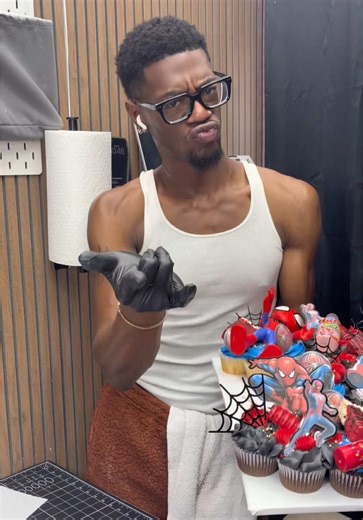 Cake Decorating for My Birthday Celebration