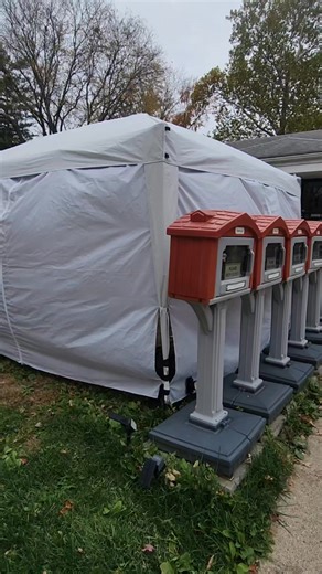 2.5K views · 59 reactions | Happy Saturday. LET'S GO! We are open at 11640 West Parkway St until we run out of resources. I will post when we close. See you soon! ✌️殺 R.I.P. Spencer | NW Detroit Blessing Boxes | Facebook