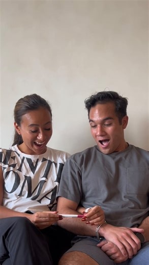 Karina Fariza Basrewan Hasan on Instagram: "This has been one of the most amazing things this pregnancy so far — telling the people we love ❤️ with most being so far away in distance, we only got to do it over FaceTime, but so thankful we were able to share the news with some in person 🥰"