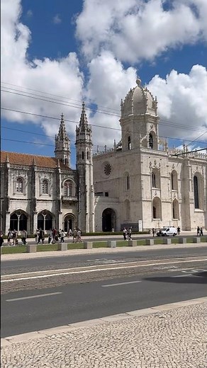 Jerónimos Monastery, built from Portugal’s maritime riches—final resting place of Vasco da Gama ⚓️
