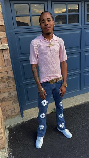 Nobody watches you harder than people who doubt you. Give them a good show! #Cannotlose #Winnerskeepwinning #Bornwinner #Bornfighter #Alienmode #CyahstopAgodbless