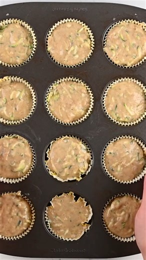 Soft and moist muffins made with ZUCCHINI and APPLESAUCE! Add in some chocolate chips if you feel like it! Recipe: https://www.crazyforcrust.com/best-zucchini-muffins-recipe/ | CrazyforCrust