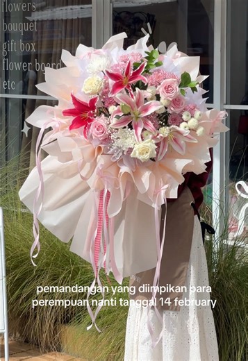 semoga stock “i wish” “me when” kalian berakhir di taun ini yah🥺 #valentineday #tokobungajogja #jogja #floristjogja