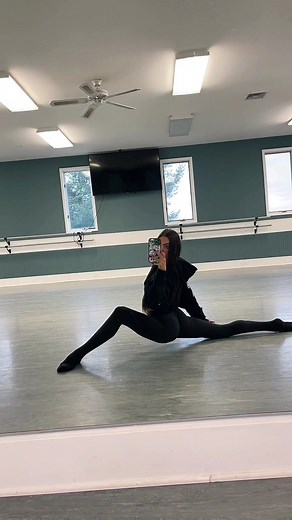 Improving Flexibility Through Dance: Splits Tutorial