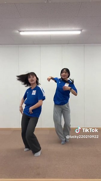佐藤姉妹で踊るVICTORYの魅力