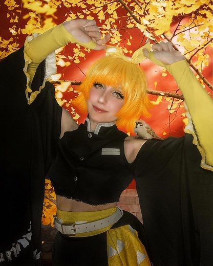 2.6K views · 45 reactions | Agatsuma Zenitsu-Demon Slayer Costume by:https://tinyurl.com/zwmuj7kd Cosplayer:instagram.com/misajoestar Tanjiro:instagram.com/natan_cosplay Ph:instagram.com/junkeephotography #demonslayer #zenitsu #zenitsucosplay #costume #cos #cosplay #cosplayer #cosplaygirl #cosplaylife | Cosskyoffcial | Facebook