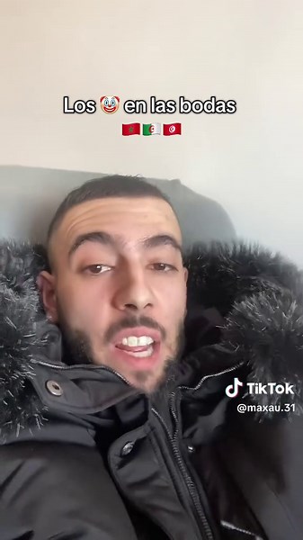 Los curiosos coches en bodas árabes