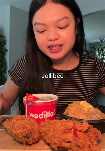 Jollibee Spicy Chicken & Palabok Feast