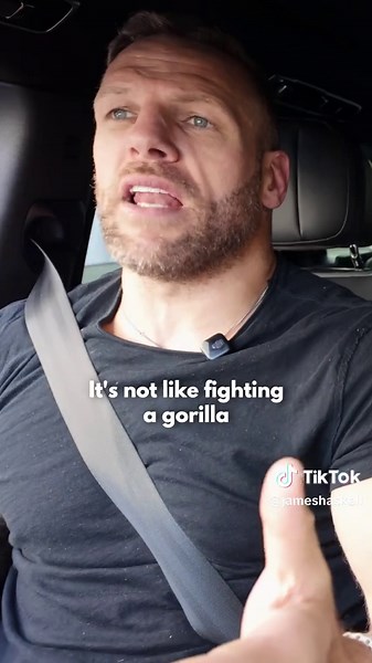 If you've ever wondered what a conversation 2 hours into a drive gets like with me, it's probably something like this.... How many swans do you think you could hypothetically survive against? *I love all animals, I would never harm a swan this is all a JOKE*