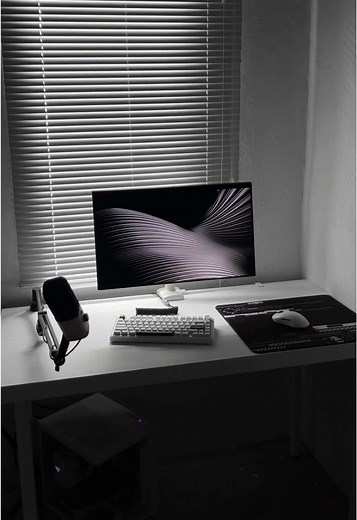 Clean PC Setup Ideas for Tech Enthusiasts