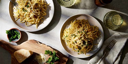 Al Pacino's Favorite Dinner of All Time Is a 5-Ingredient Italian Classic