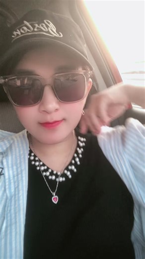 Video của Mai vy vy ✍️(Facebook )🏠🌹 (@mai.vy.vy39) với bản nhạc âm thanh gốc - Một Góc Nghĩ