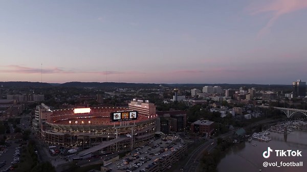 spooky. #GBO 🎃 | rocky top tennessee