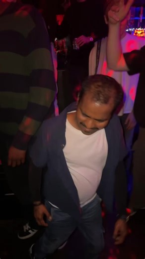 #laughwitheverystranger #thestrangerthebetter