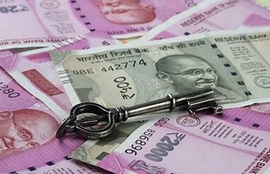 HEALTH INSURANCE NEW RULES: अब इन बीमारियों पर क्लेम देने से इनकार नहीं कर सकेगी कंपनी! जानें नियमों में क्या हुए बदलाव