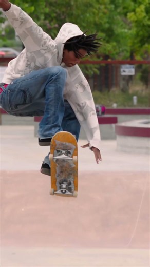 Skater front Indy grab #sanjuancapistrano #sony #a7cr #skateboarding