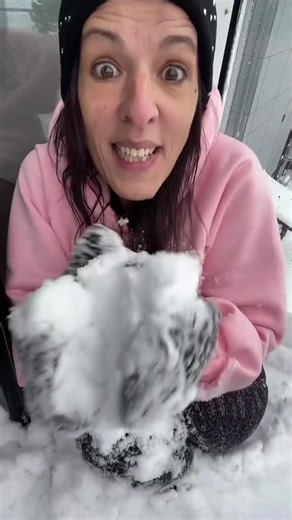 As I scroll through tik tok today after being away for a while I realize just how much I miss some of you! Tik tok changed for me in 2024/2025 because of so many mean ugly people, but I’ll hang on to the memory of all the good times and the good people that made this platform a fun and happy place for so many years! Cheers to 2026!❤️#denisaandre