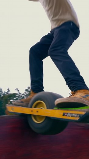 The Float Life | Throwin’ it down Farm Style! -o- 🐓 • Peep the full edit on our YouTube channel! #thefloatlife #tfl #onewheeltricks #onewheelriders... | Instagram