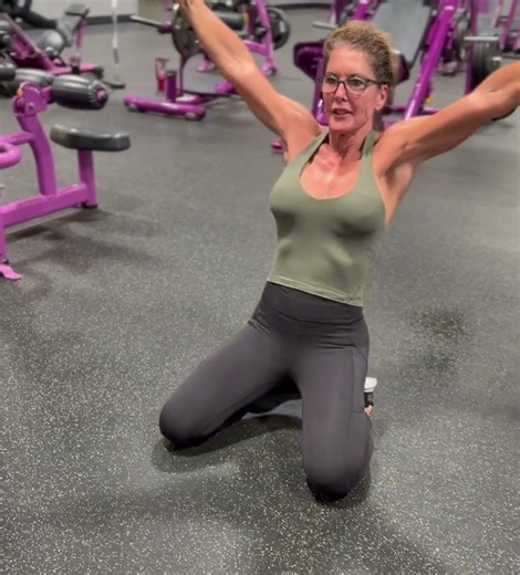 #Back #StacyKillion #Fitted61 #1412Method #Back #90LBS #AllNatural