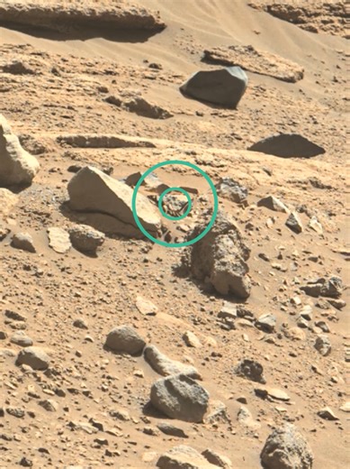 This image was taken by Mast Camera (Mastcam) onboard NASA's Mars rover Curiosity SOL-816 Credits: NASA/JPL-Caltech/MSSS #nasa #Mars #elonmusk #astronomy #science