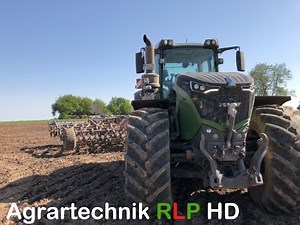 Fendt 1042 Vario / Köckerling Allrounder / Staub und Wind