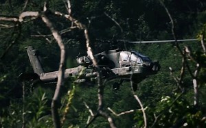 美军AH-1武装直升机(韩军乱入) ①