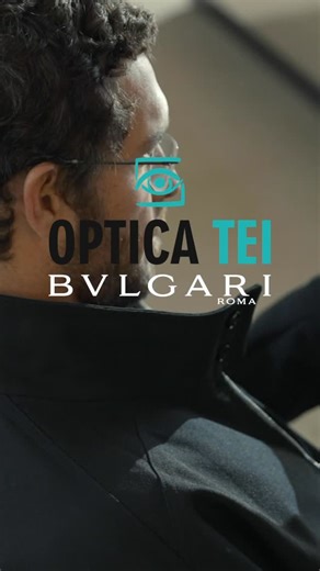 ✨ BVLGARI – eleganță care devine semnătură 👓 Inspirate din universul bijuteriilor de lux, ramele de vedere BVLGARI îmbină rafinamentul italian cu un design sofisticat, creat pentru femeile care își exprimă stilul prin detalii 💎 👁️ Ramele de vedere BVLGARI se disting prin: • linii elegante și finisaje impecabile • accente iconice inspirate din bijuteria de lux 💍 • materiale premium, durabile și confortabile • un echilibru perfect între estetică și funcționalitate vizuală 💎 Fiecare ramă BVLGA